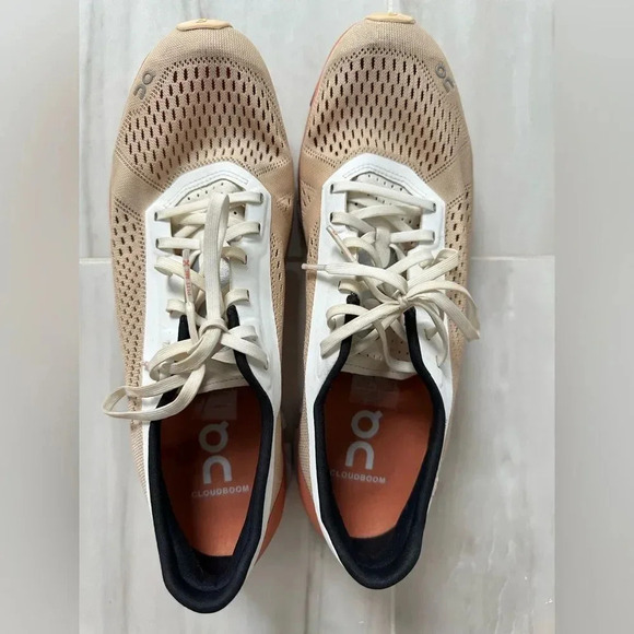 On Running On Cloudboom Women's Running Shoes in Savannah White Size 8.5 - Picture 5 of 16